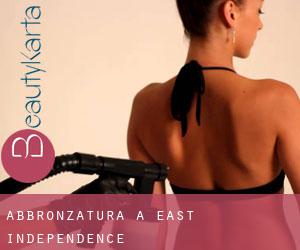 Abbronzatura a East Independence