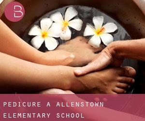 Pedicure a Allenstown Elementary School